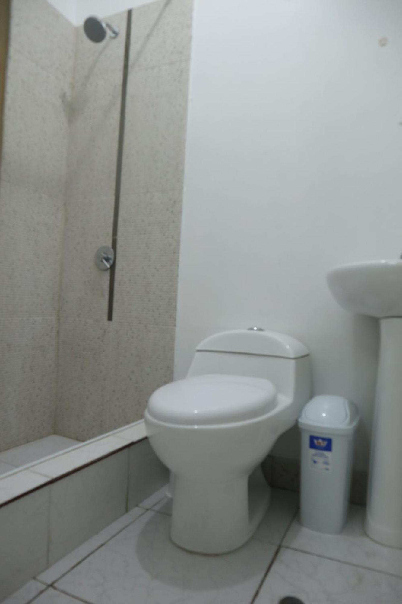 La Belle Vue Hotel Lima Bilik gambar